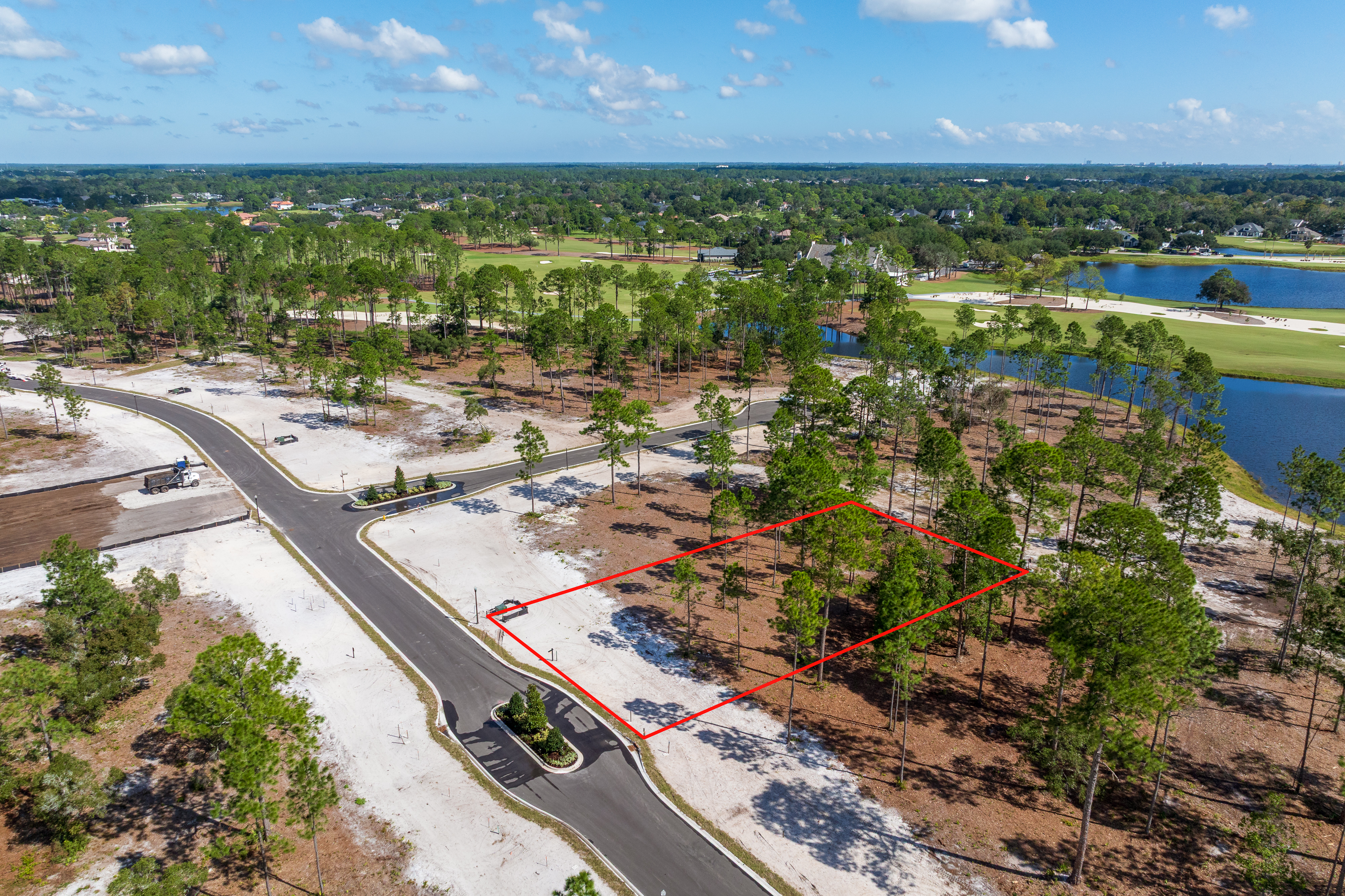 lot 119 image 4