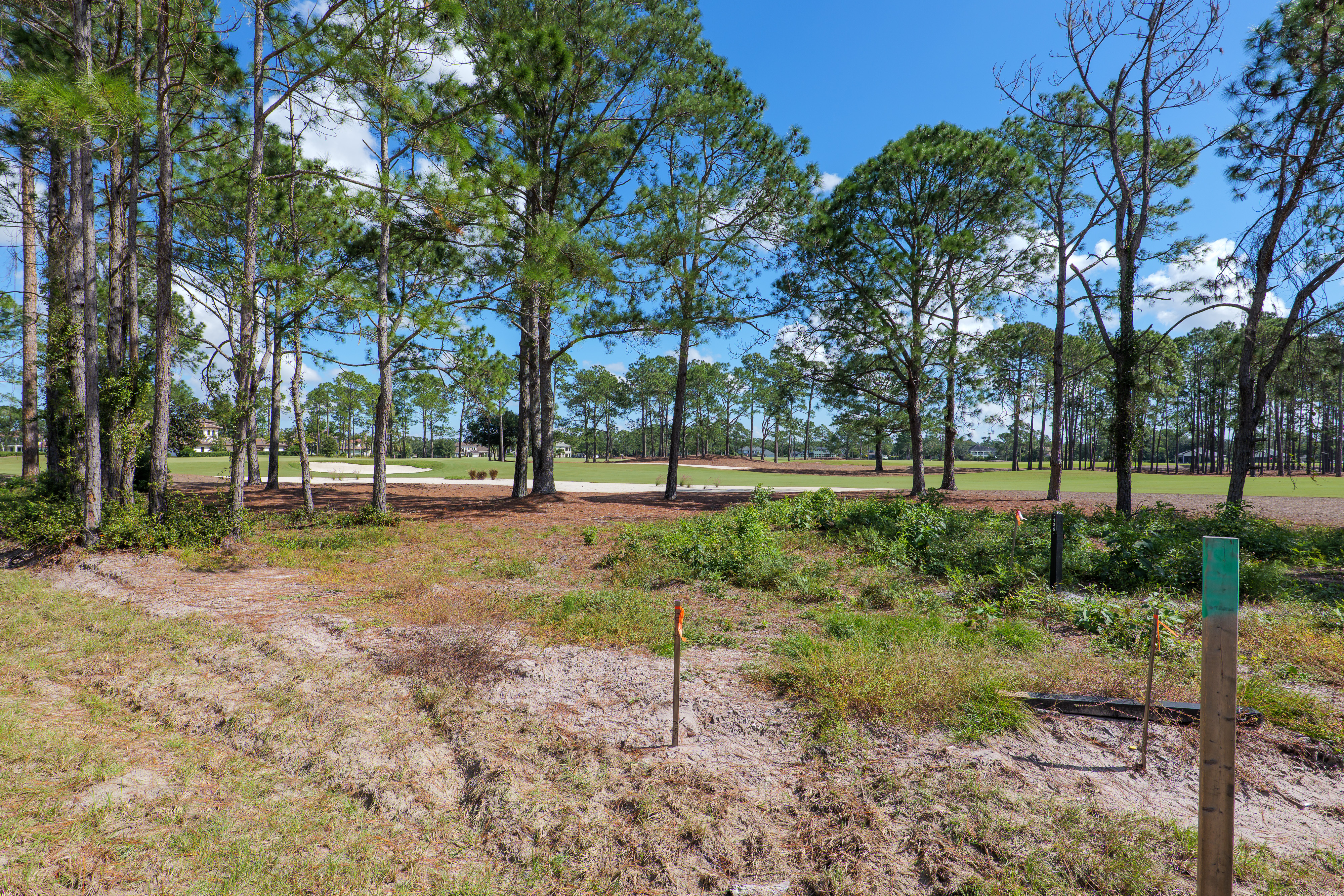 lot 136 image 3